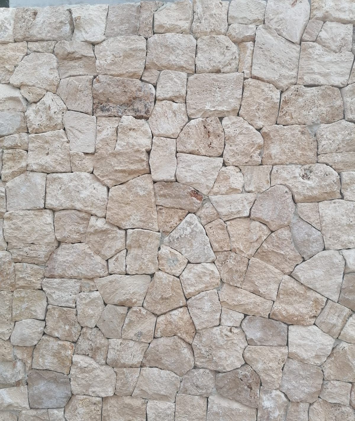 Rock Face Taş Nedir? 